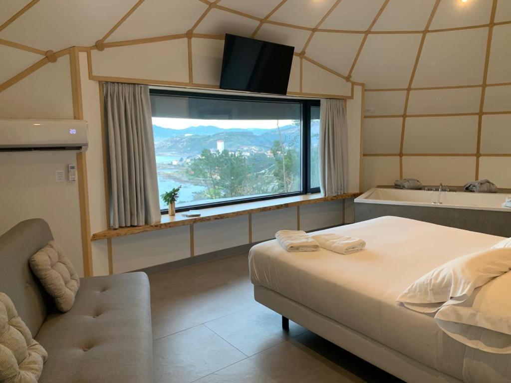 Отель Glamping Do Mar Байона Экстерьер фото